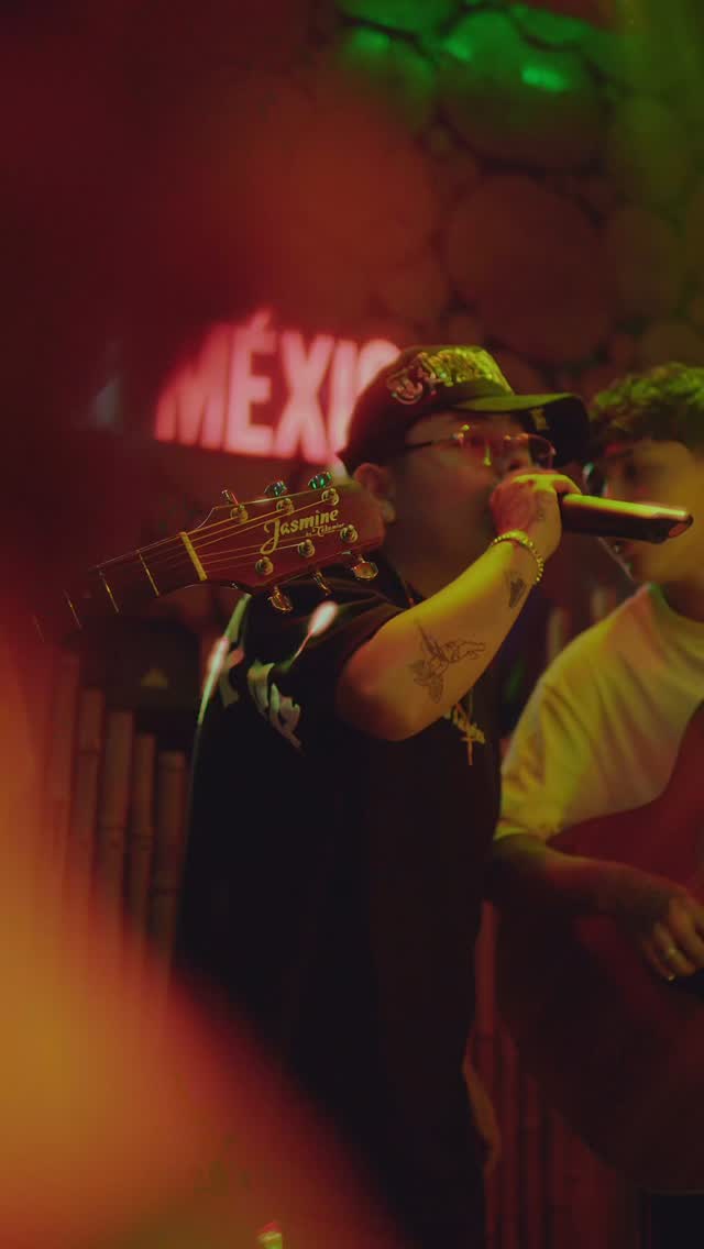 Mafia Tumbada en tarima — imagen 3 de 3